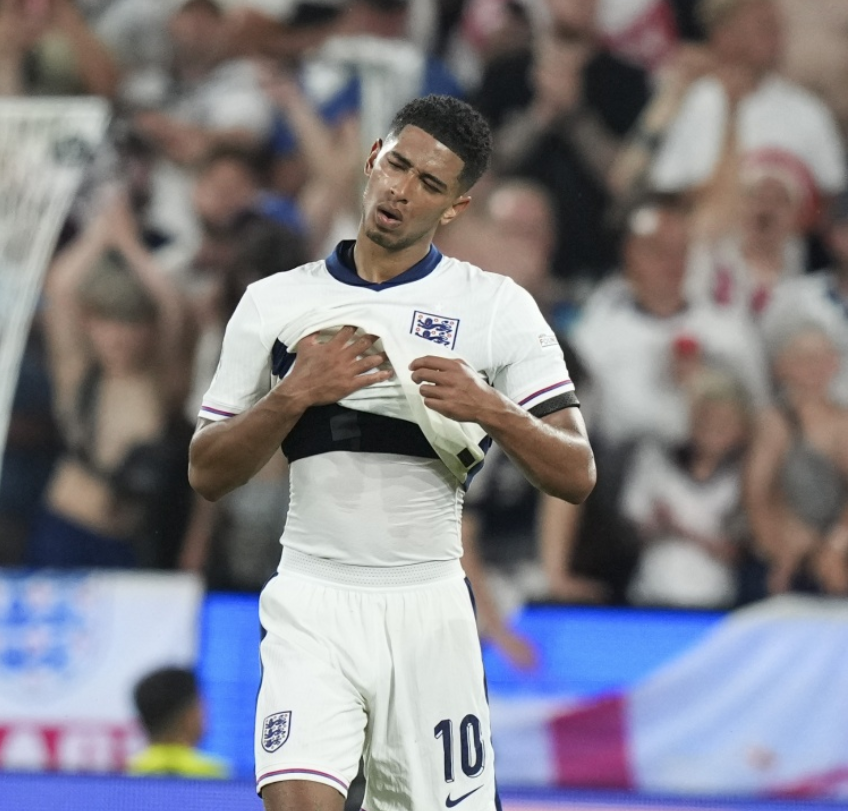 肢体推搡 肢体推搡