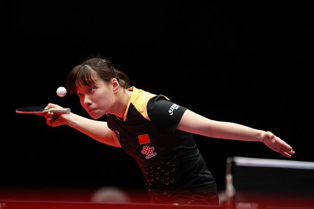 的骄傲和感 的骄傲和感