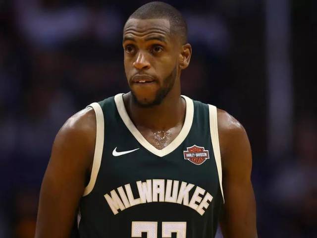 的年轻人提 的年轻人提