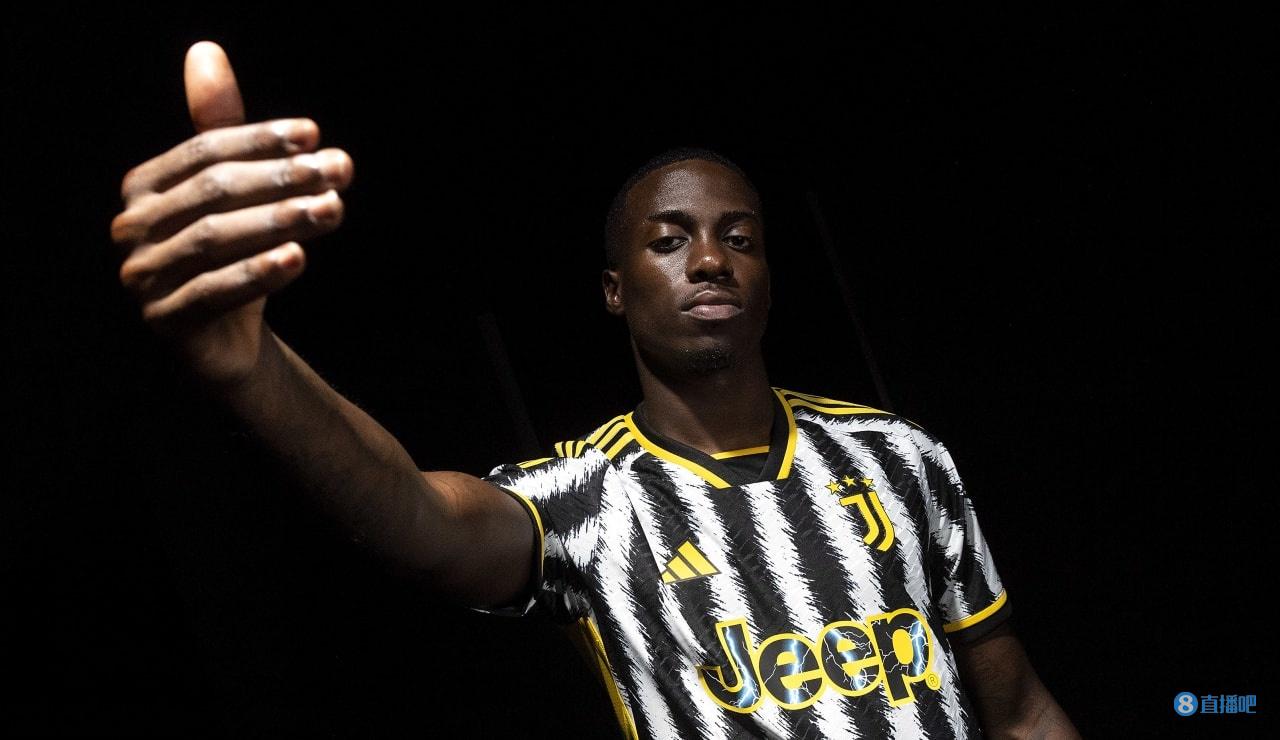 全场爆发出 全场爆发出