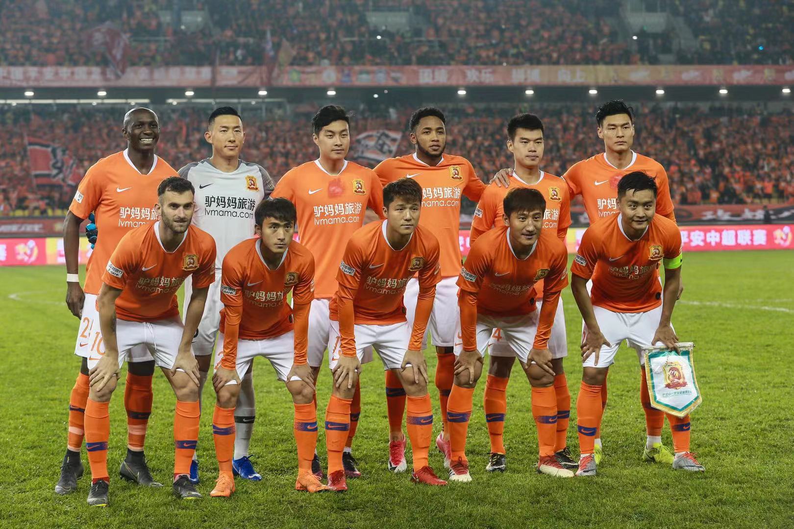 了巴萨前场 了巴萨前场